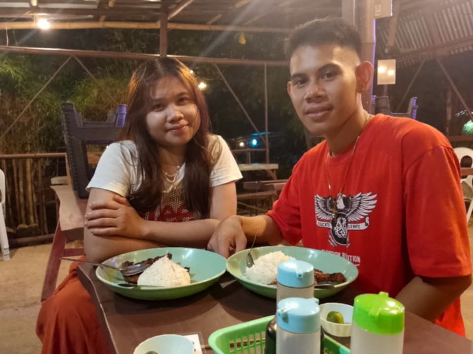 @𝐇𝐞𝖞𝐳𝟐🇵🇭