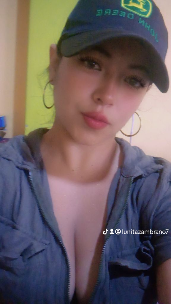 @Luna Zambrano