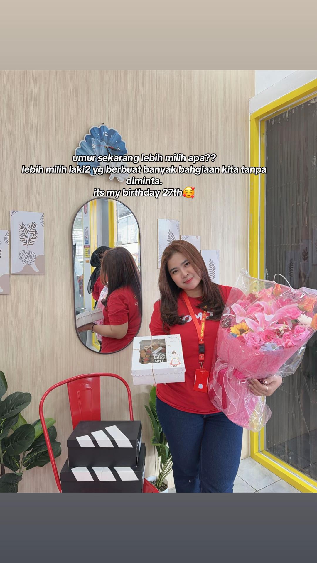 @Hanya M