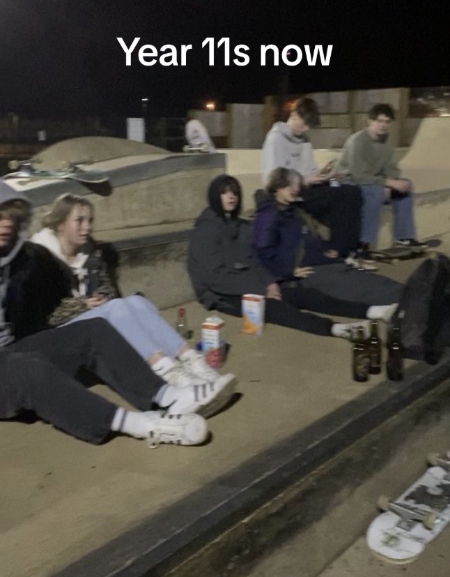 @♱