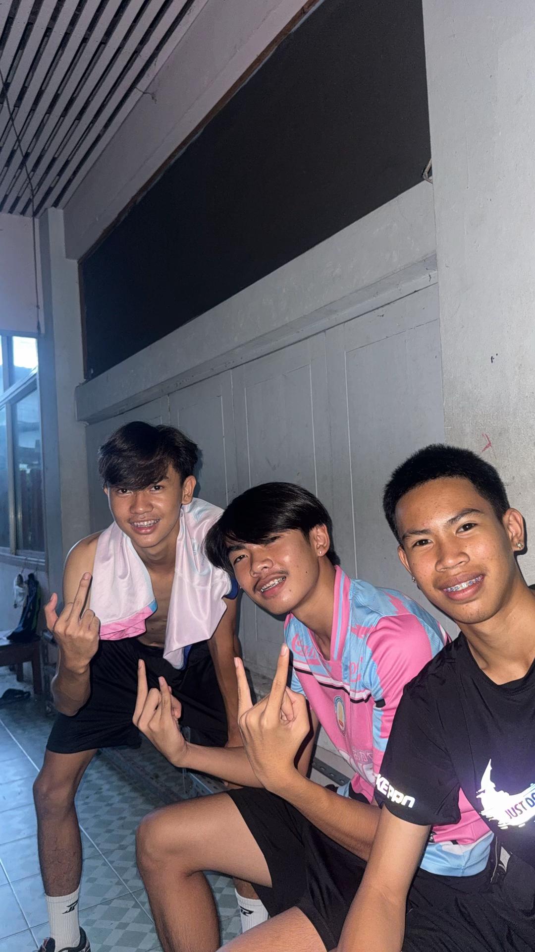 @อะไรก็แบรนด์🙂↔️