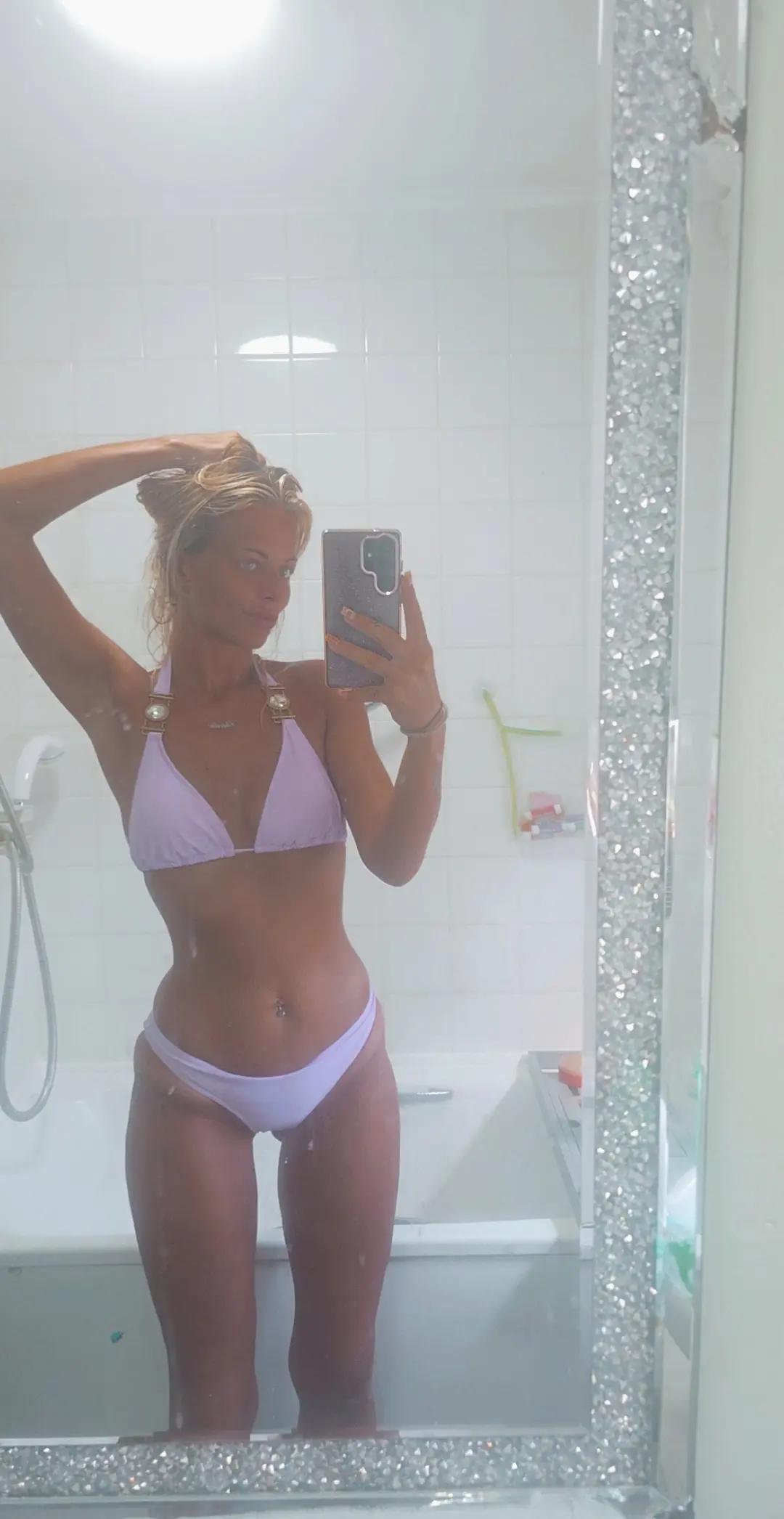 @CharlieMarieX
