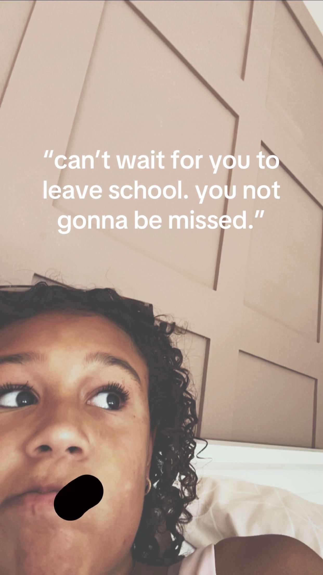 @Avz💘.