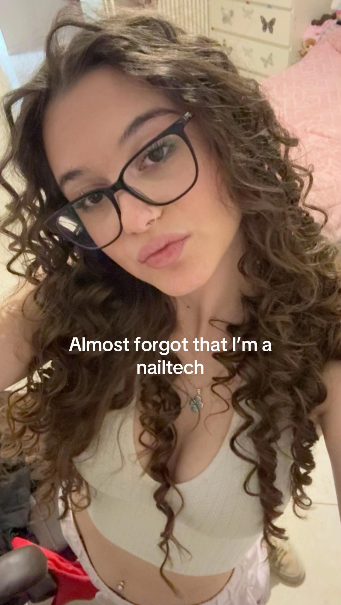 @eleniii