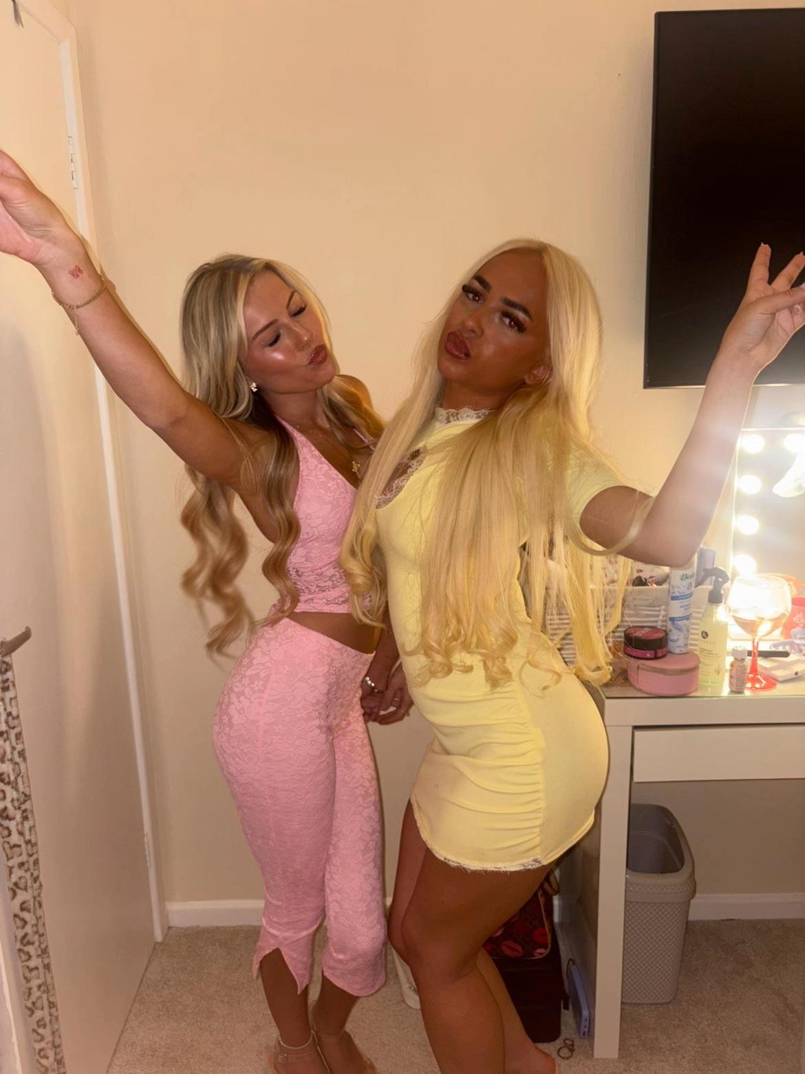 @bella