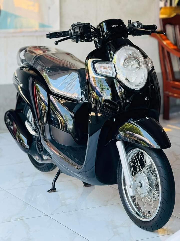 @Honda Myanmar Showroom