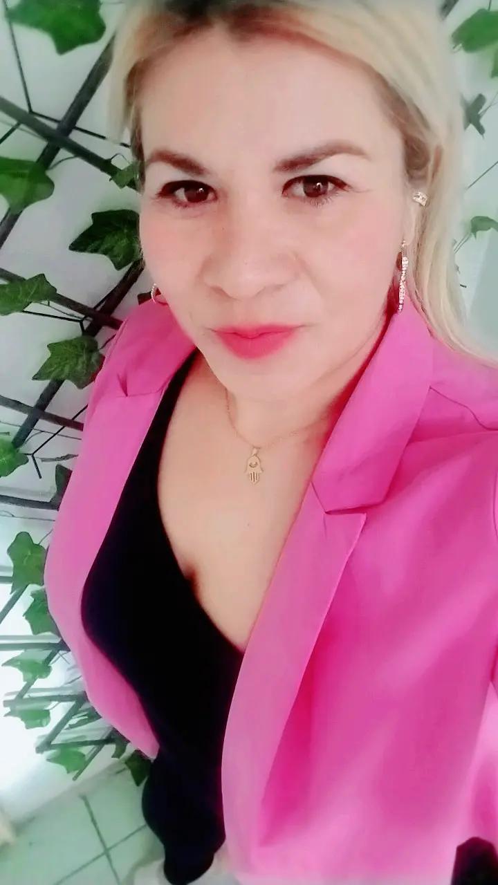 @carmen santi