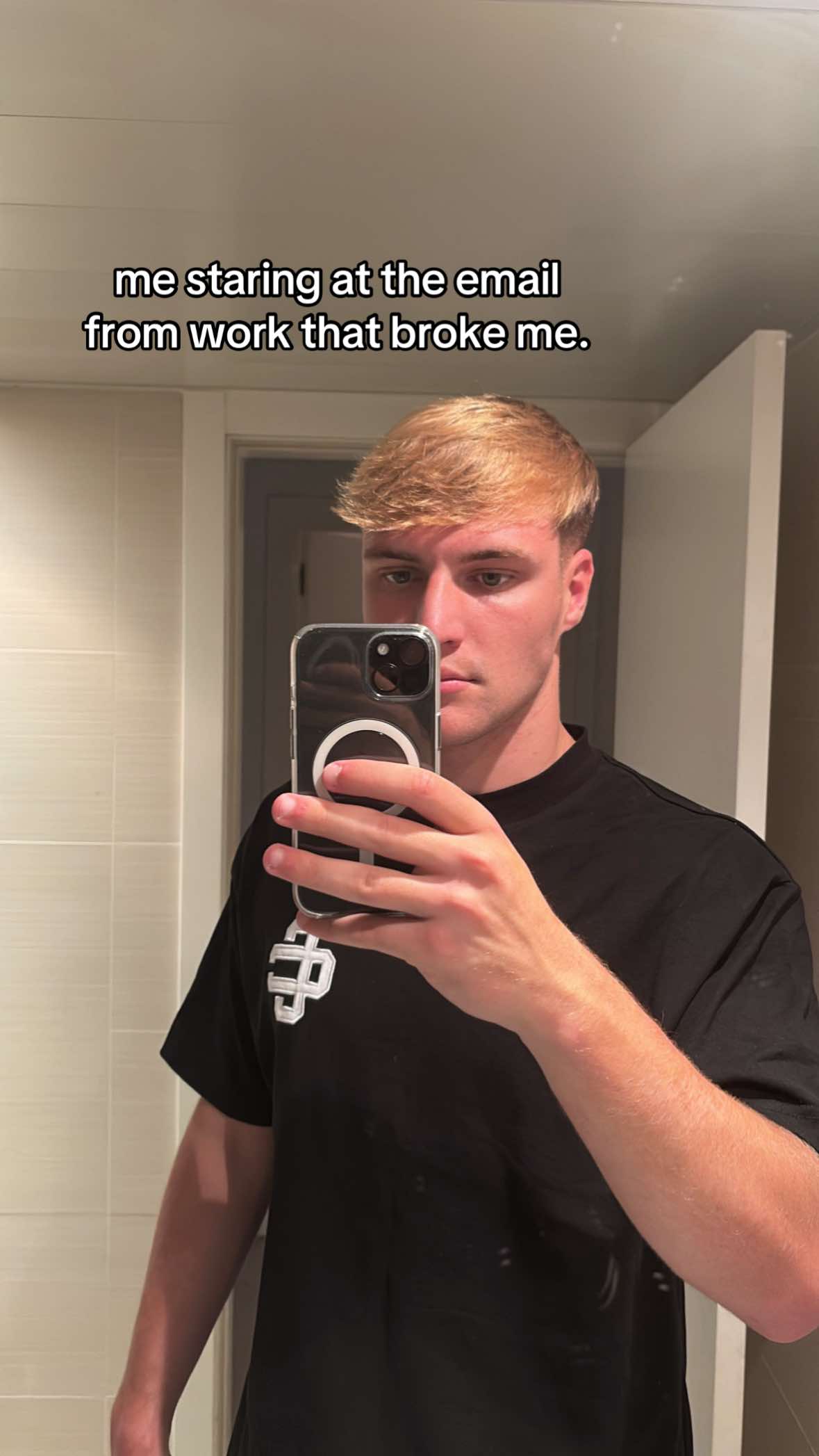 @theo🙍🏼♂️