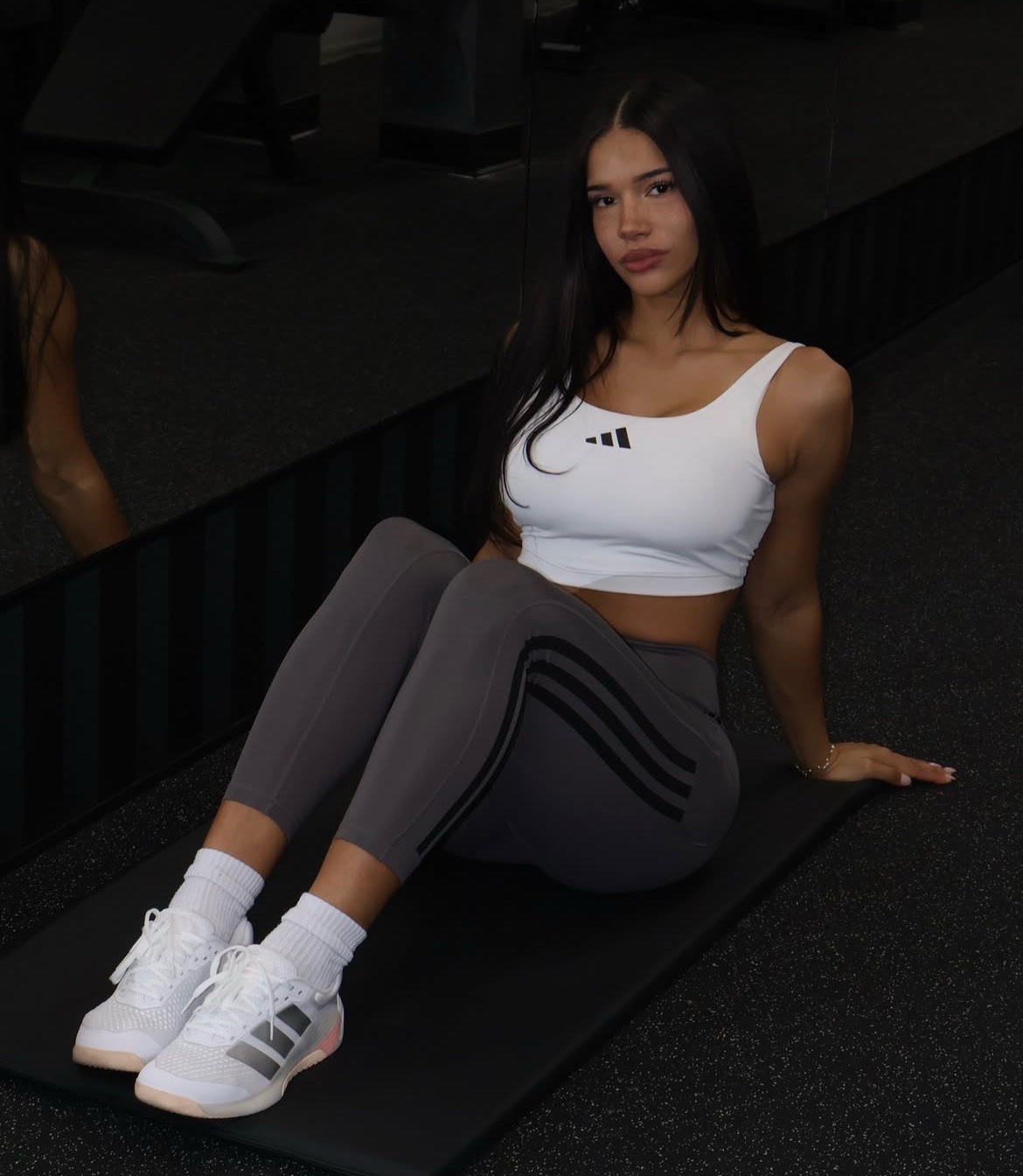 @kianadufour1