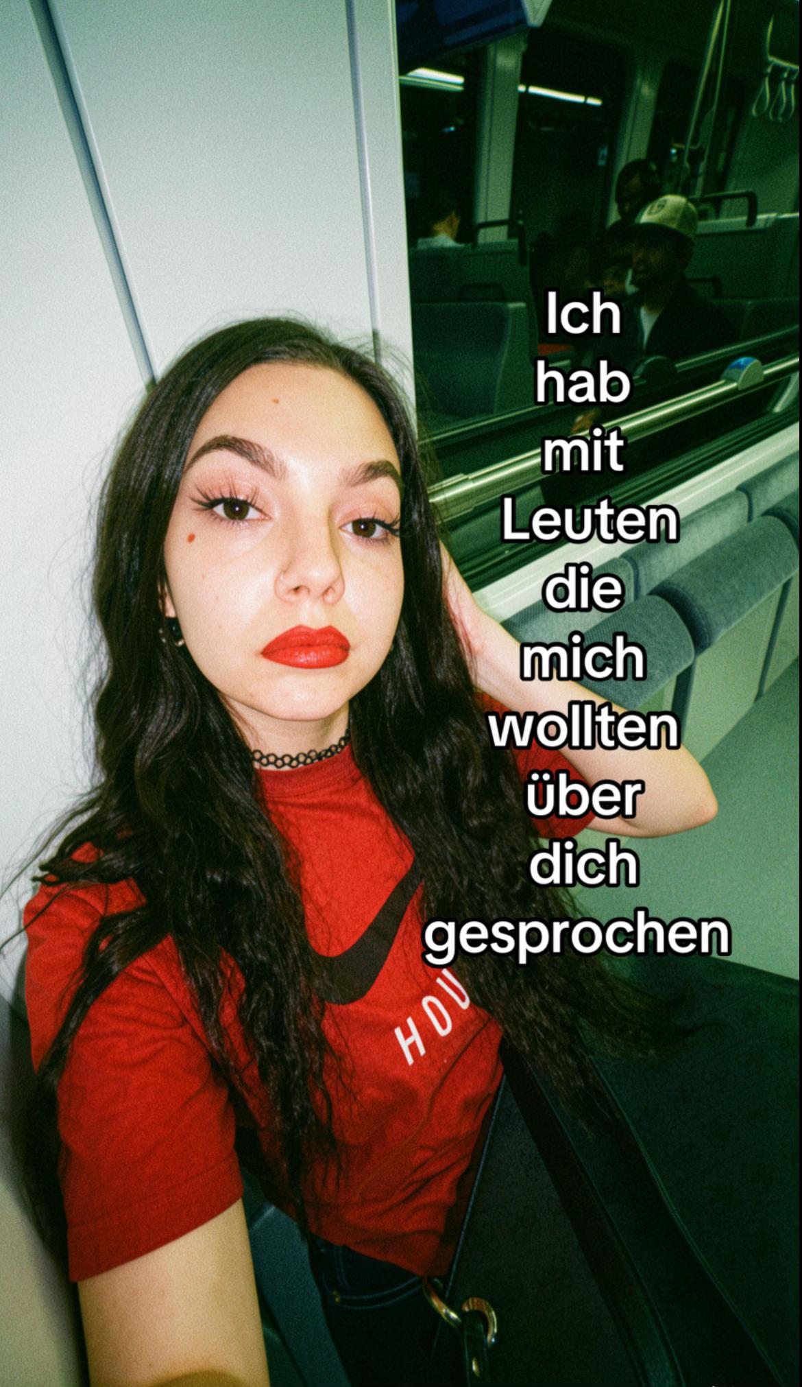 @NATASCHA🖤🍃