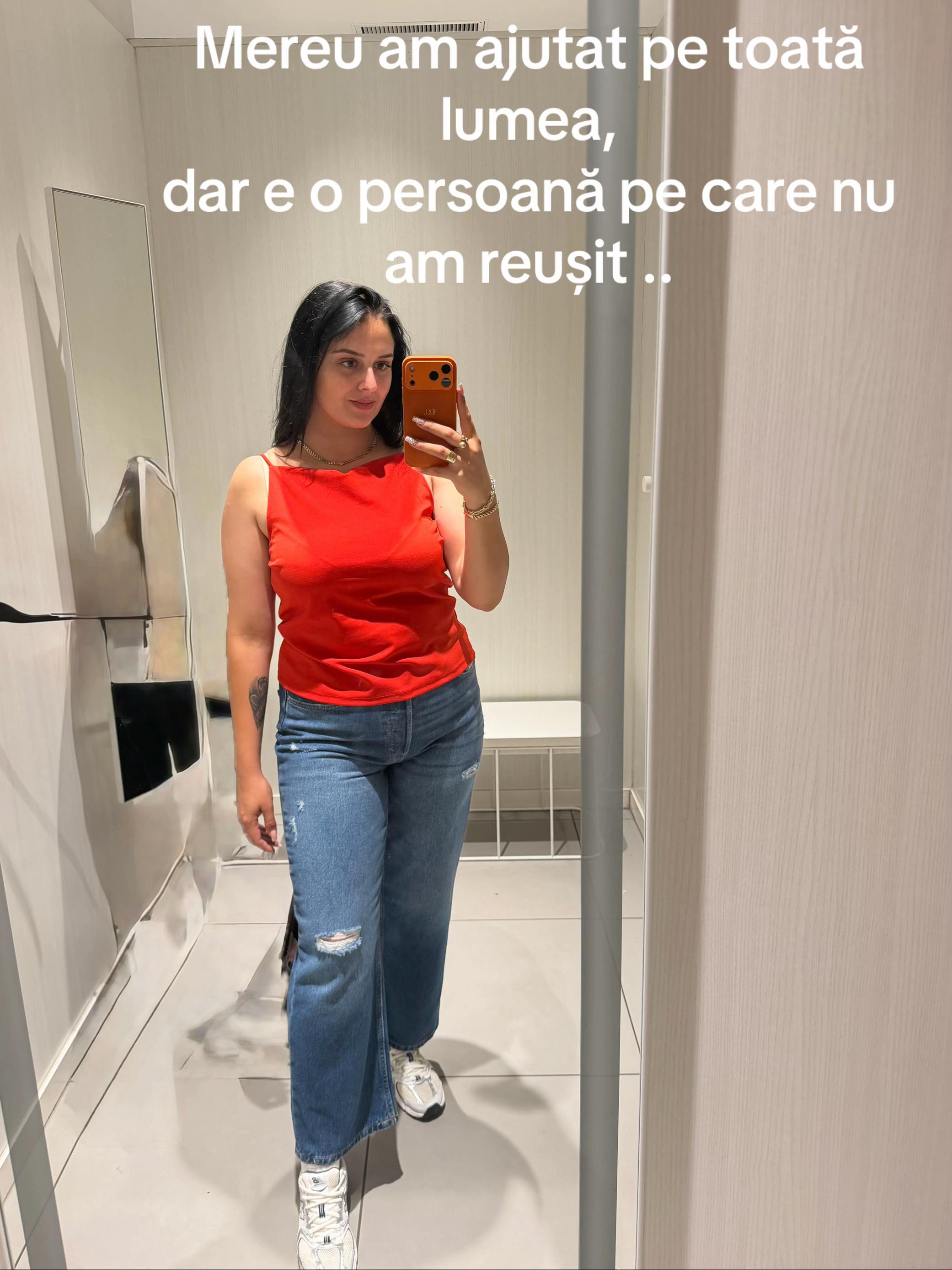 @Lavinia