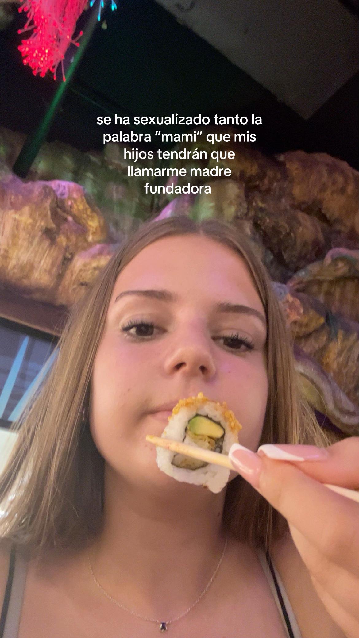 @🌓
