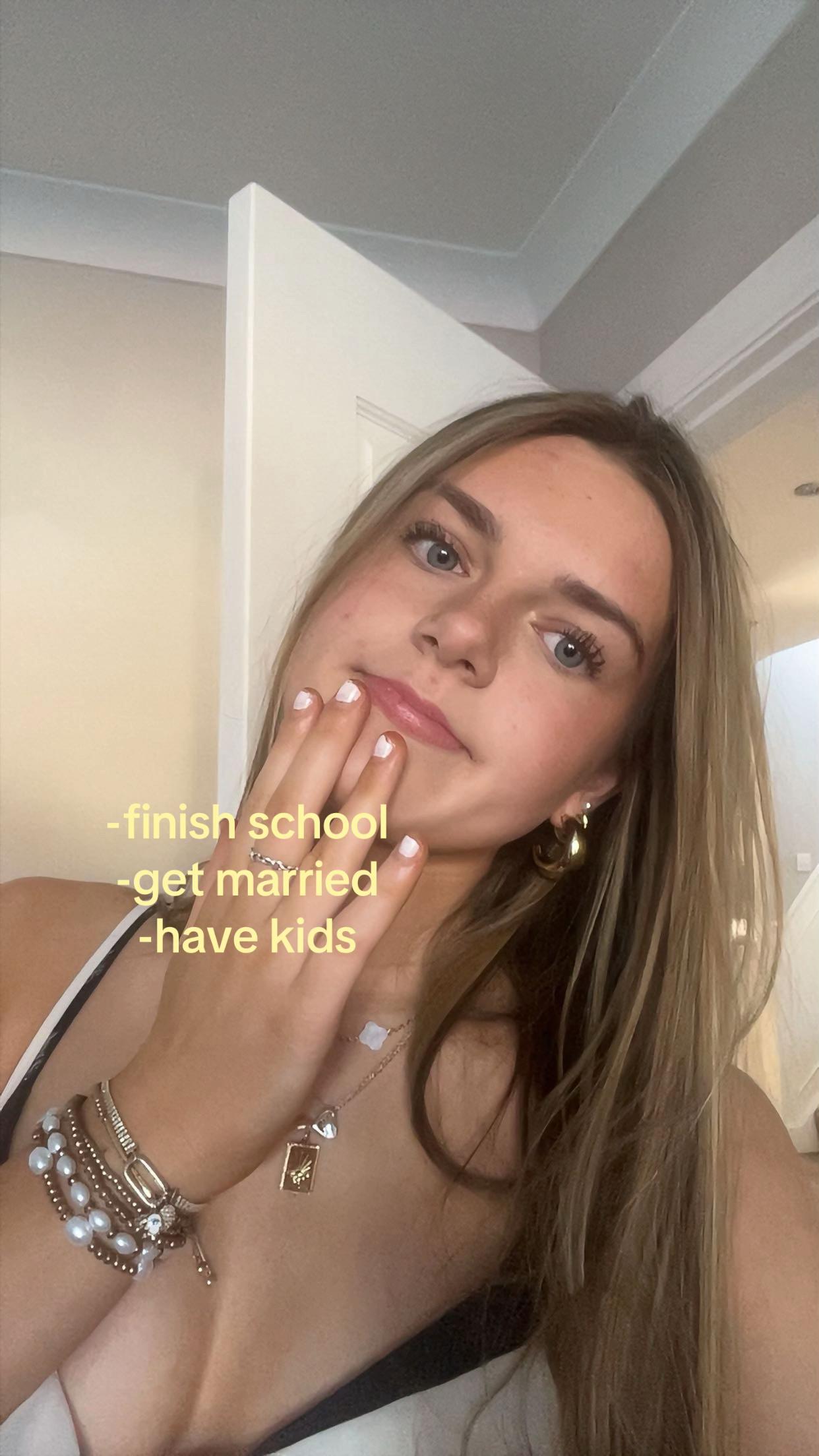@˗ˏˋ 𝐬𝐮𝐦𝐬 &acute;ˎ˗