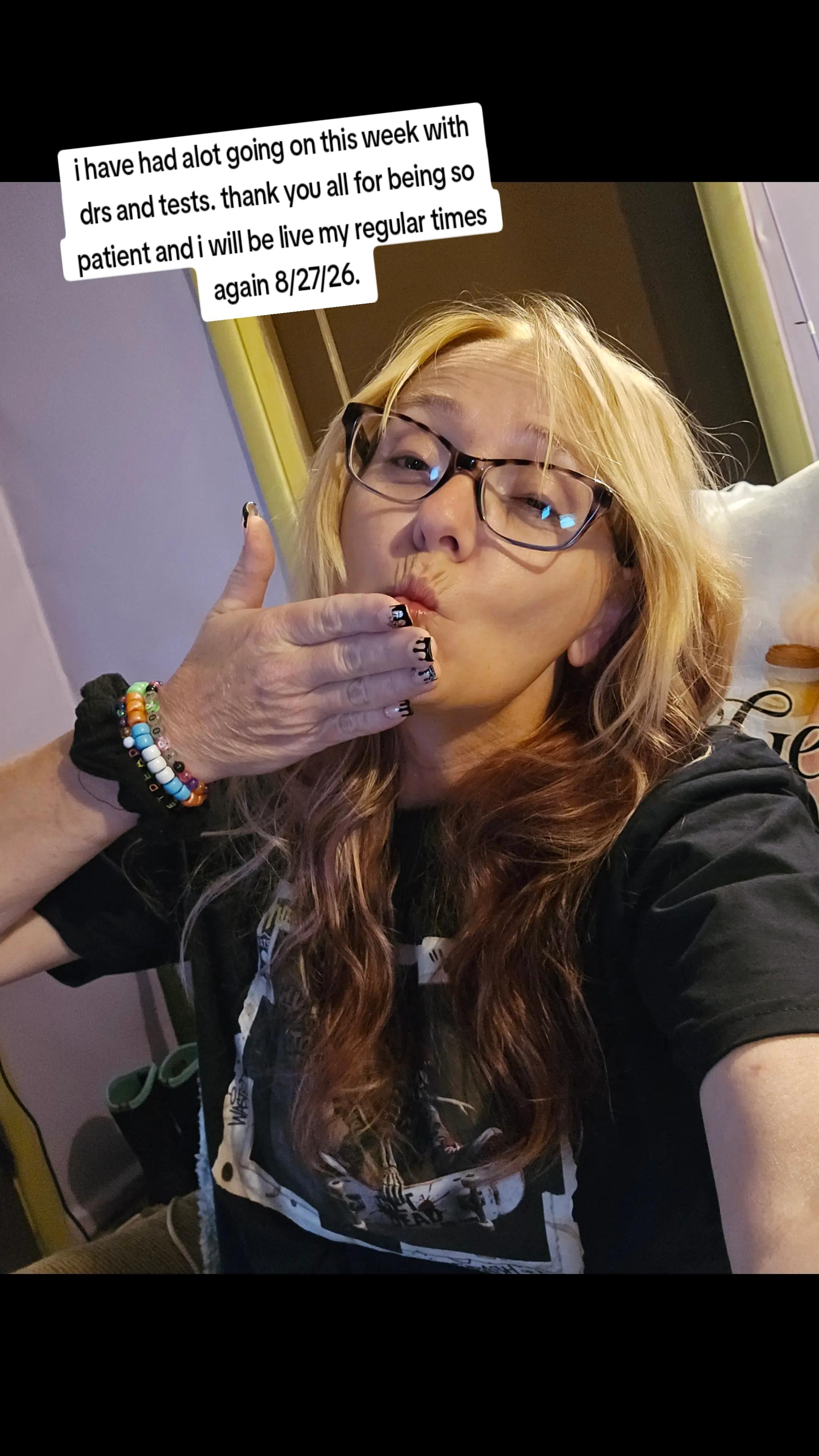 @SpookySavagePortrist