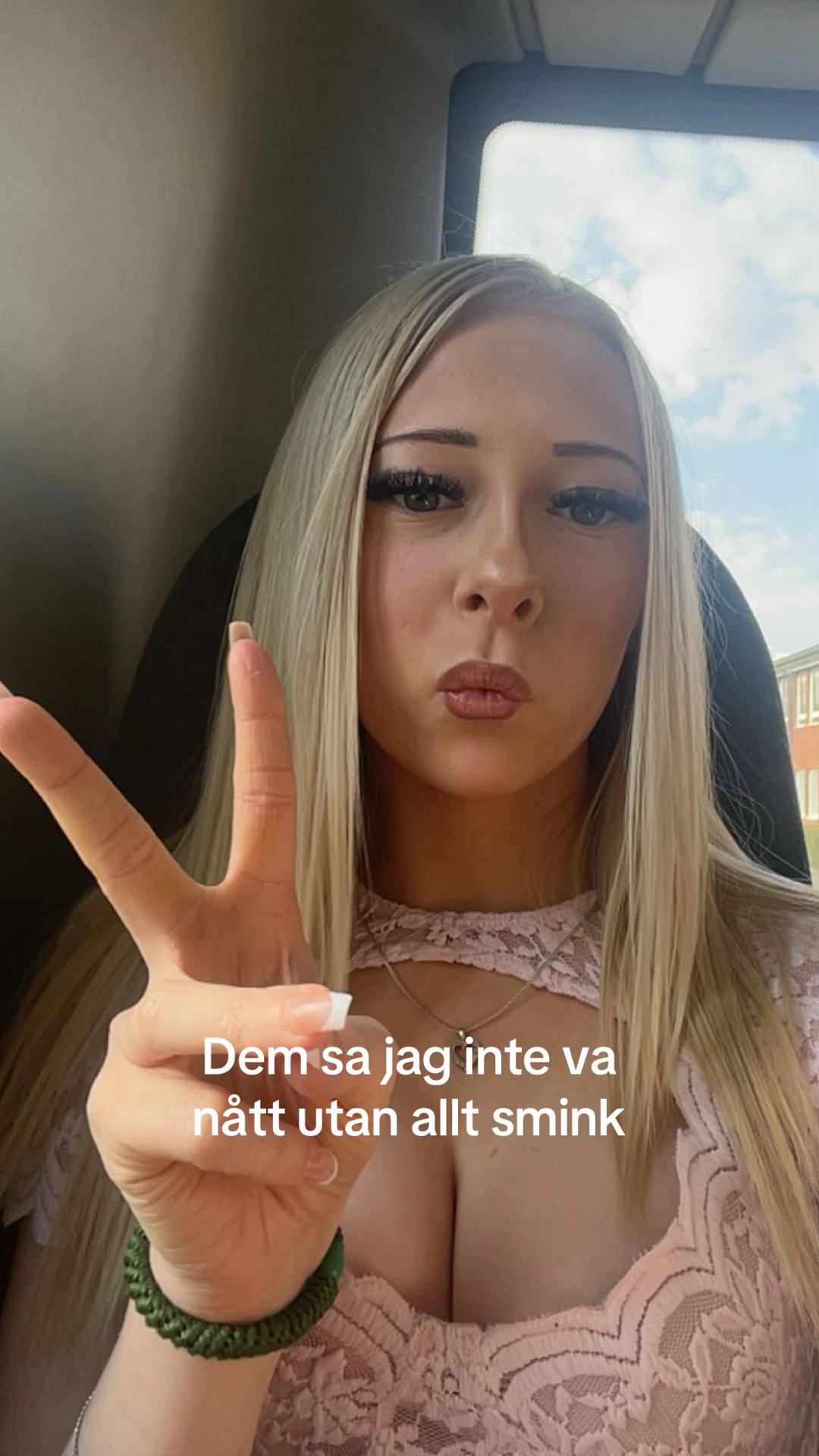 @Secret😜