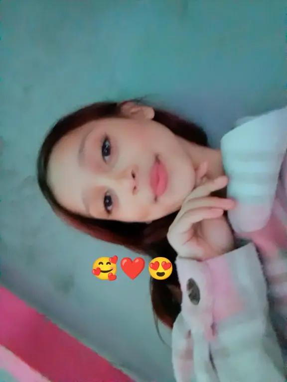 @Móni