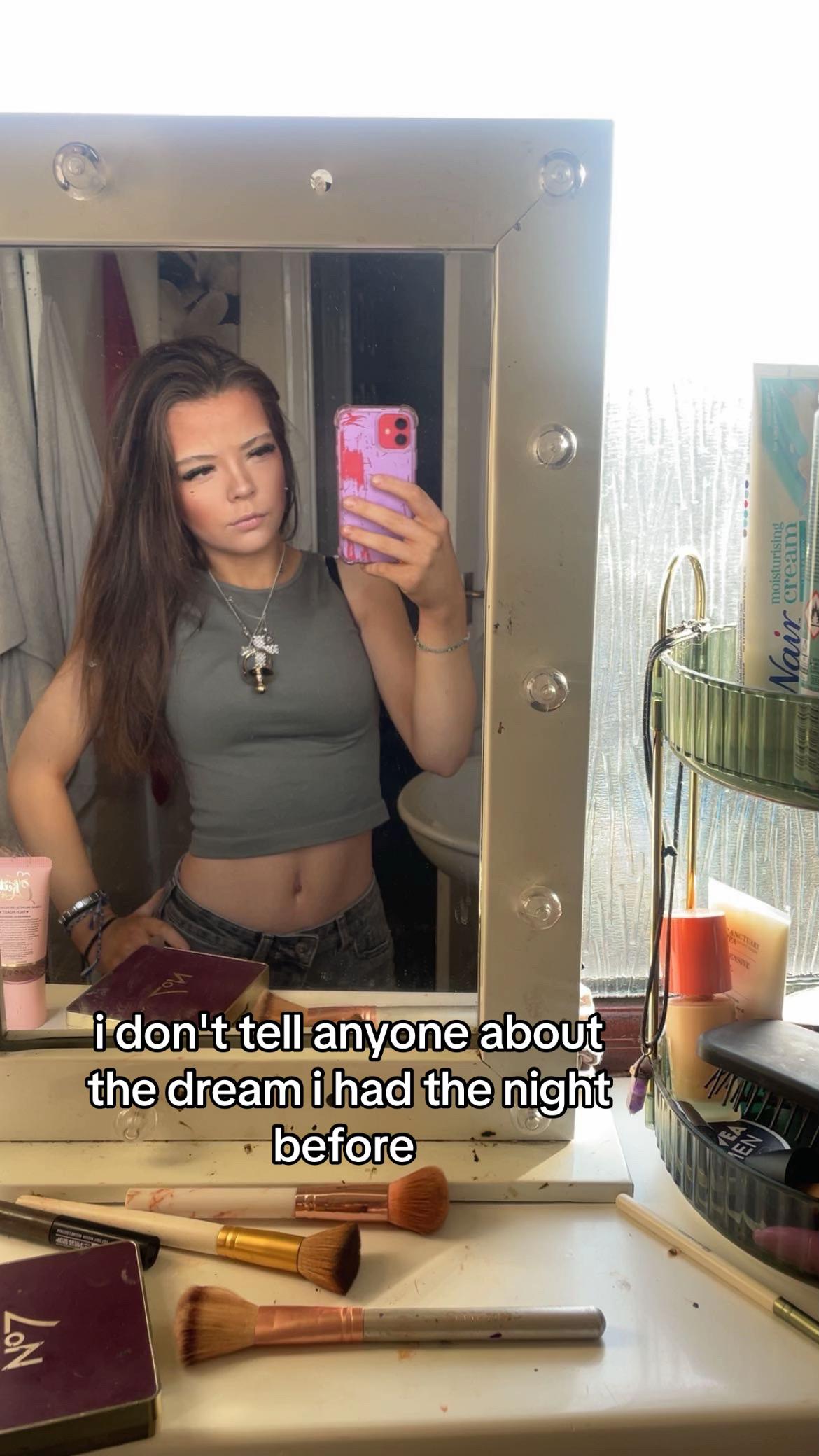 @holliesspam😝