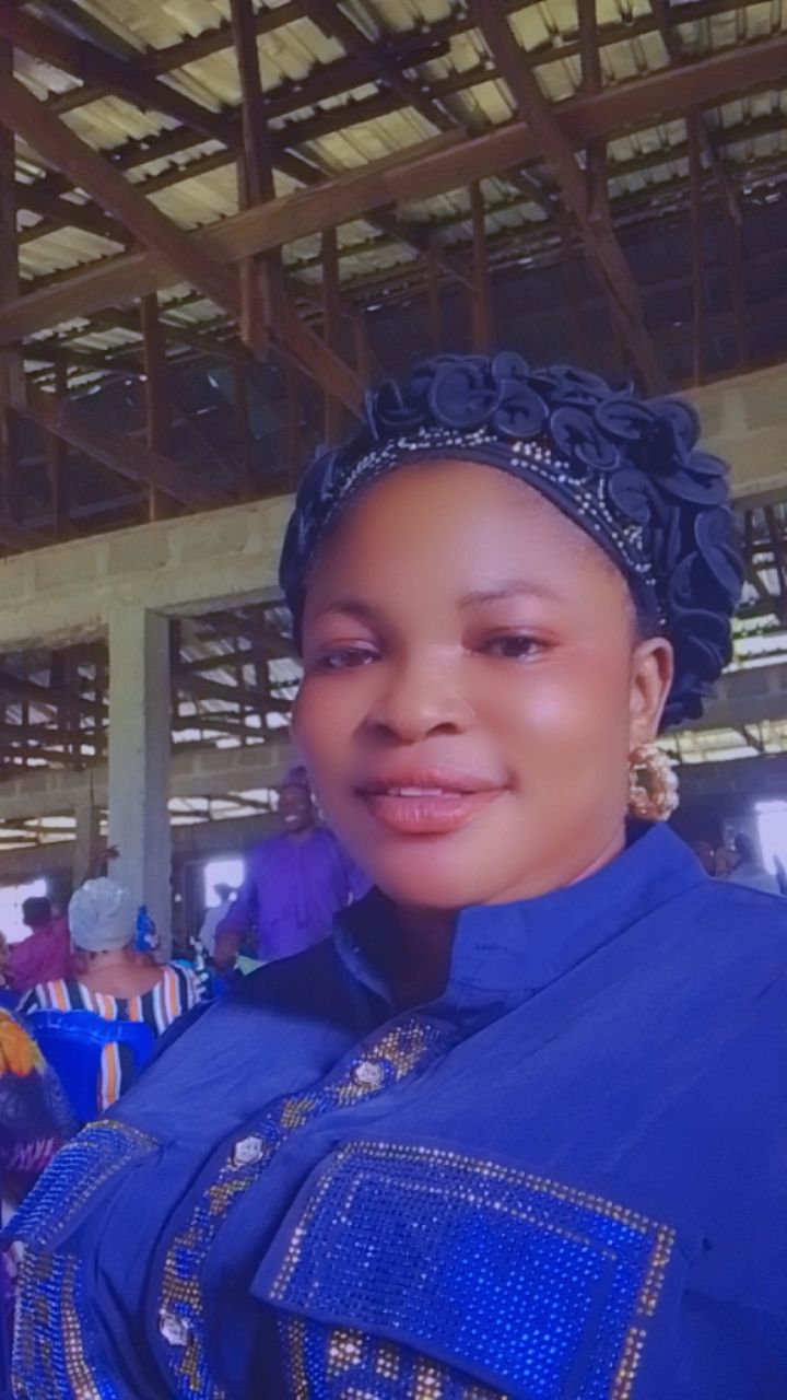 @ADEOLA 💕🥰💞