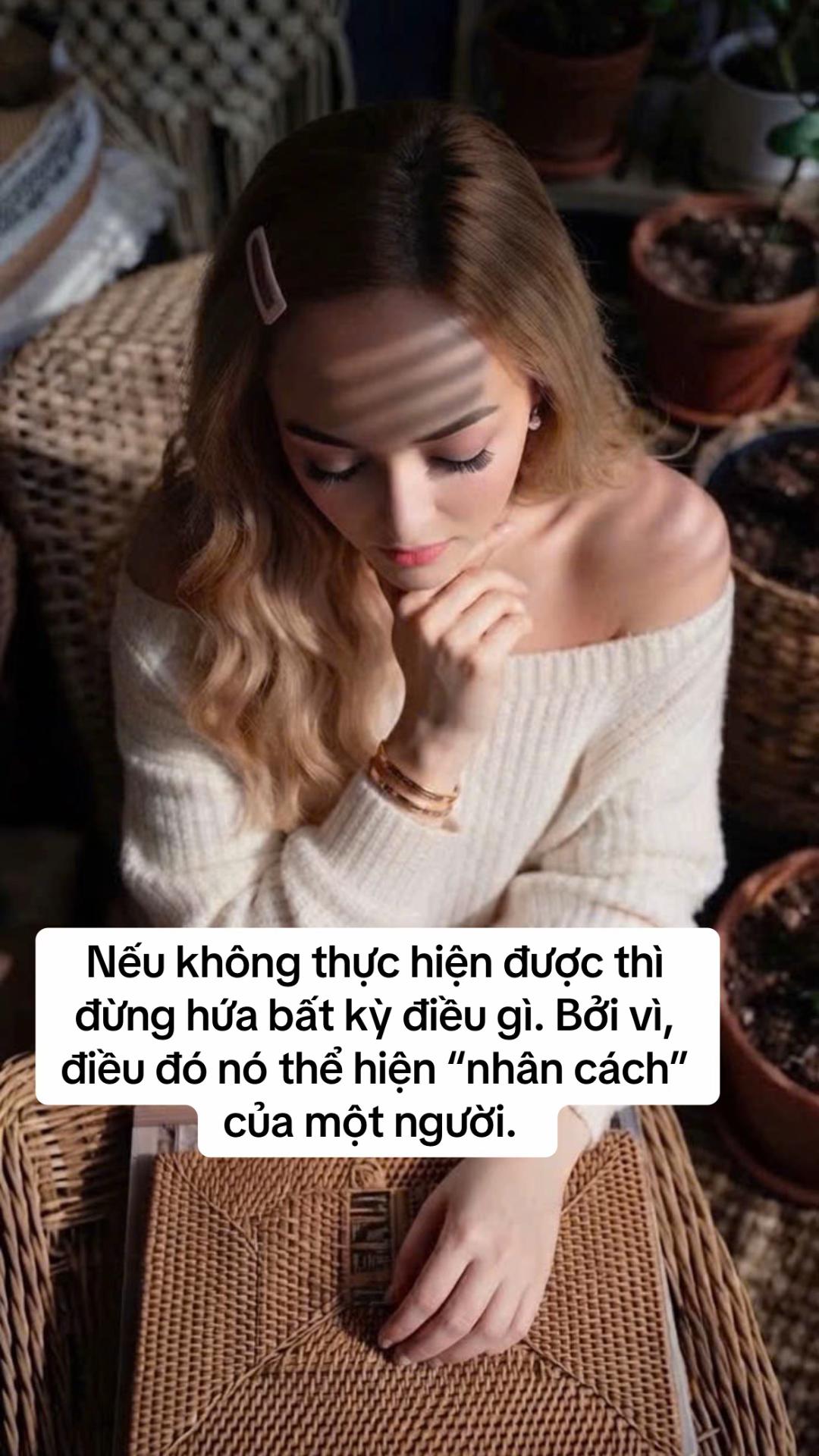@🍀📖Julie Nguyễn🍀✨💫