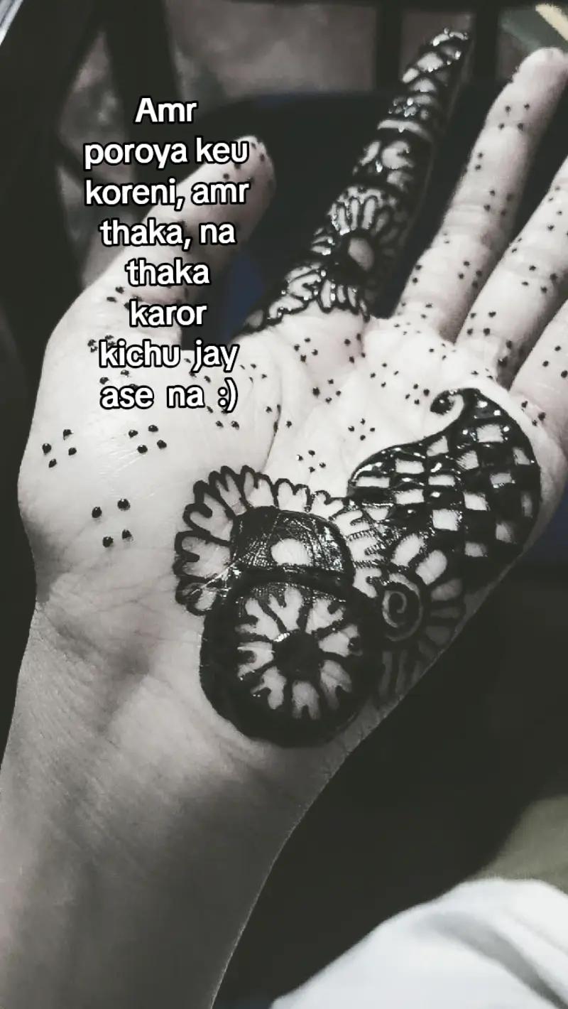 @•