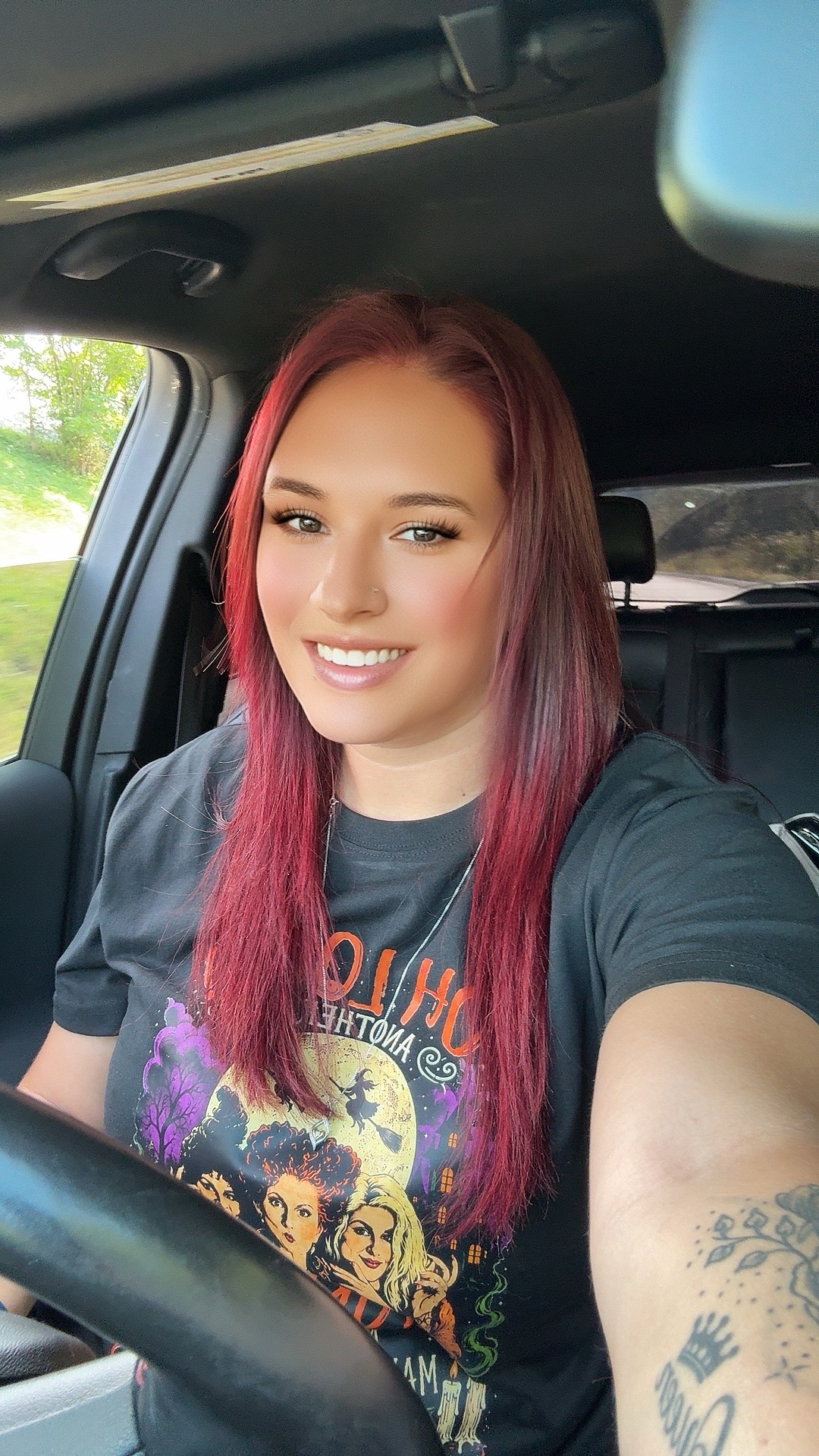 @tattedqueengoldengirl