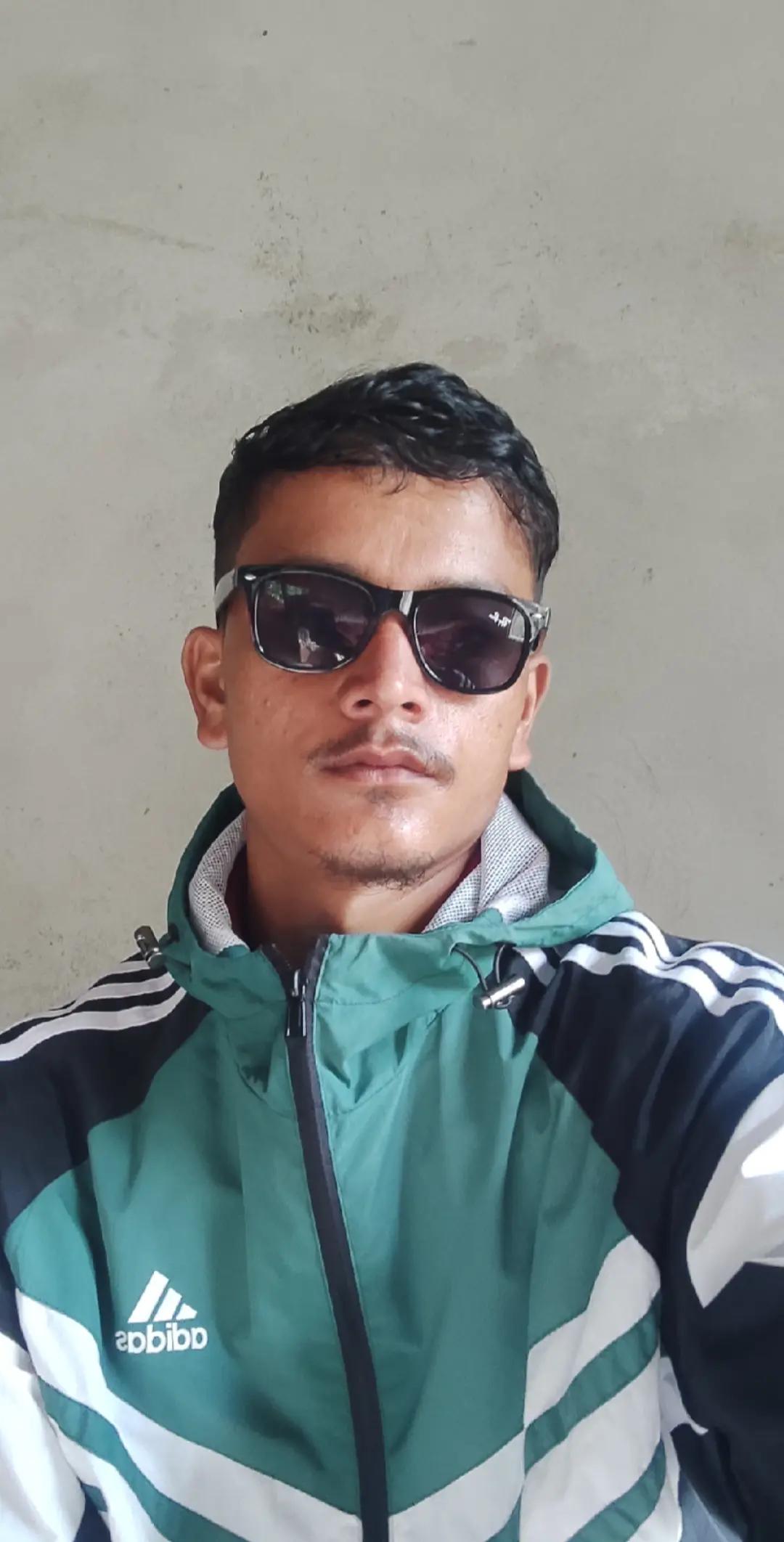 @Royal_thakuri 👑