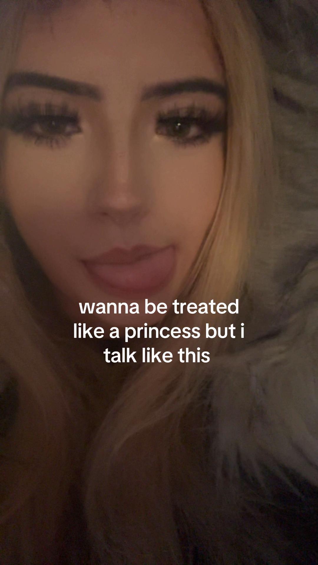 @Ę🧛🏼♀️