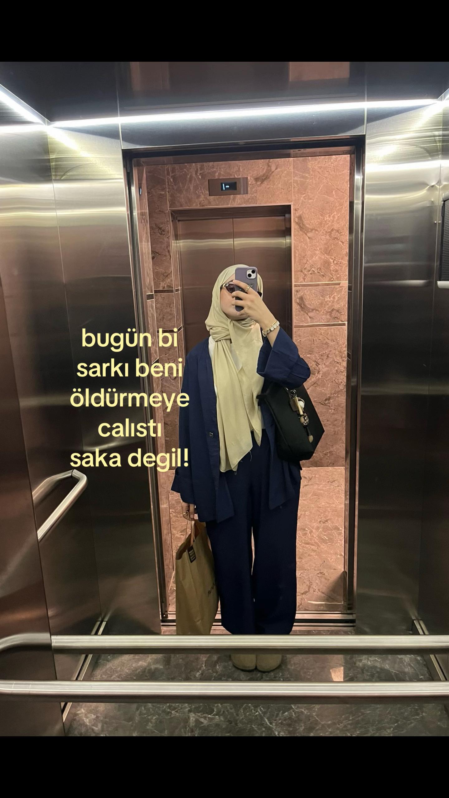 @nniida_