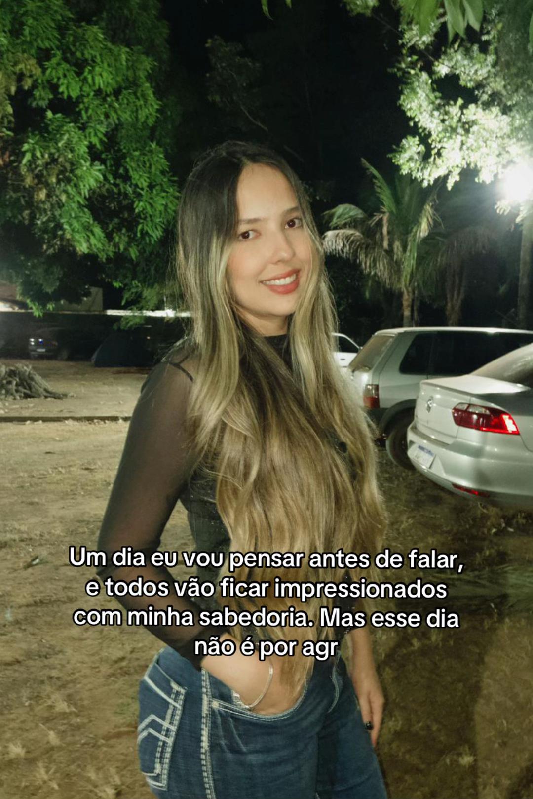 @Mábia
