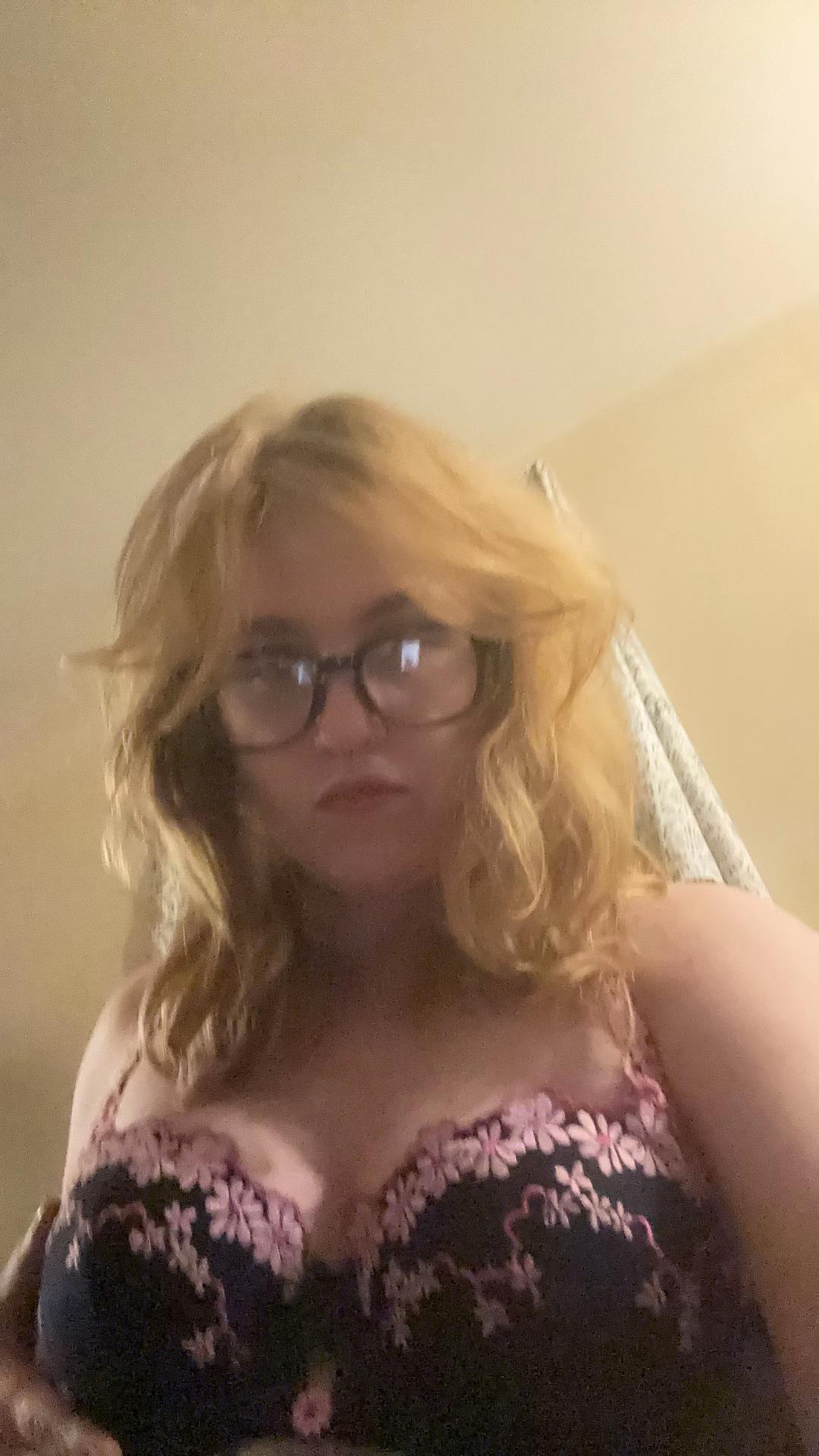 @ashleycland