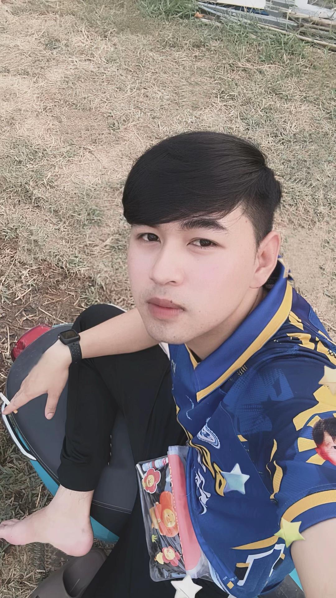 @โฟค กฤตเมธ