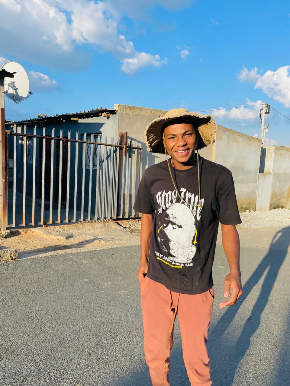 @Phaswana G Gundow