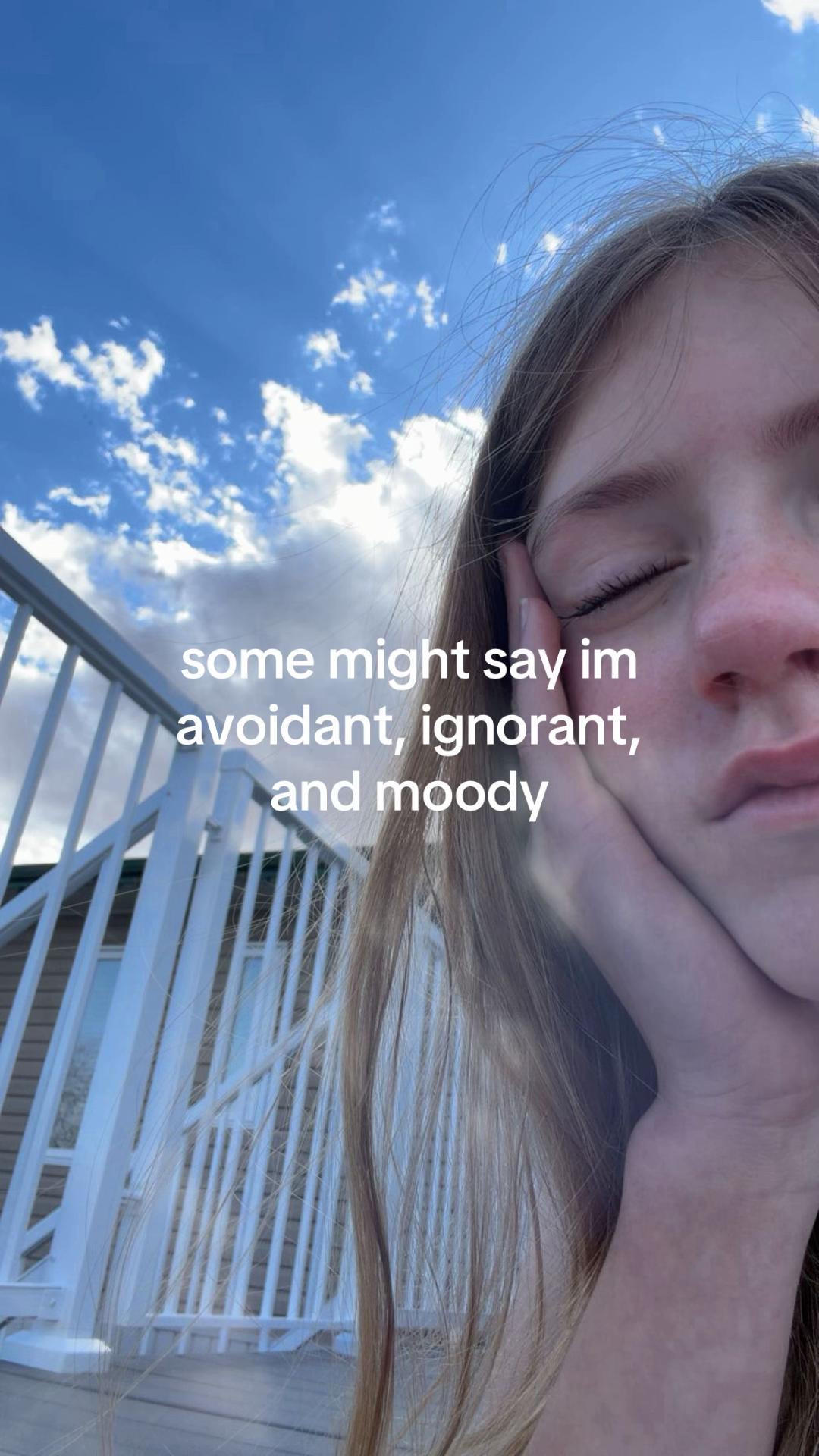 @🦦