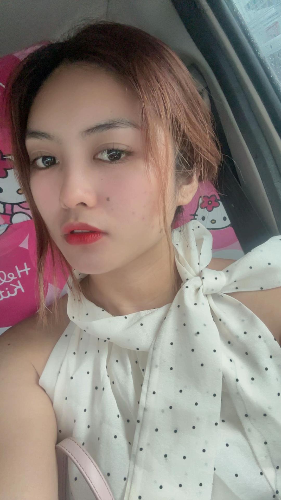 @ʚ roxane ɞ