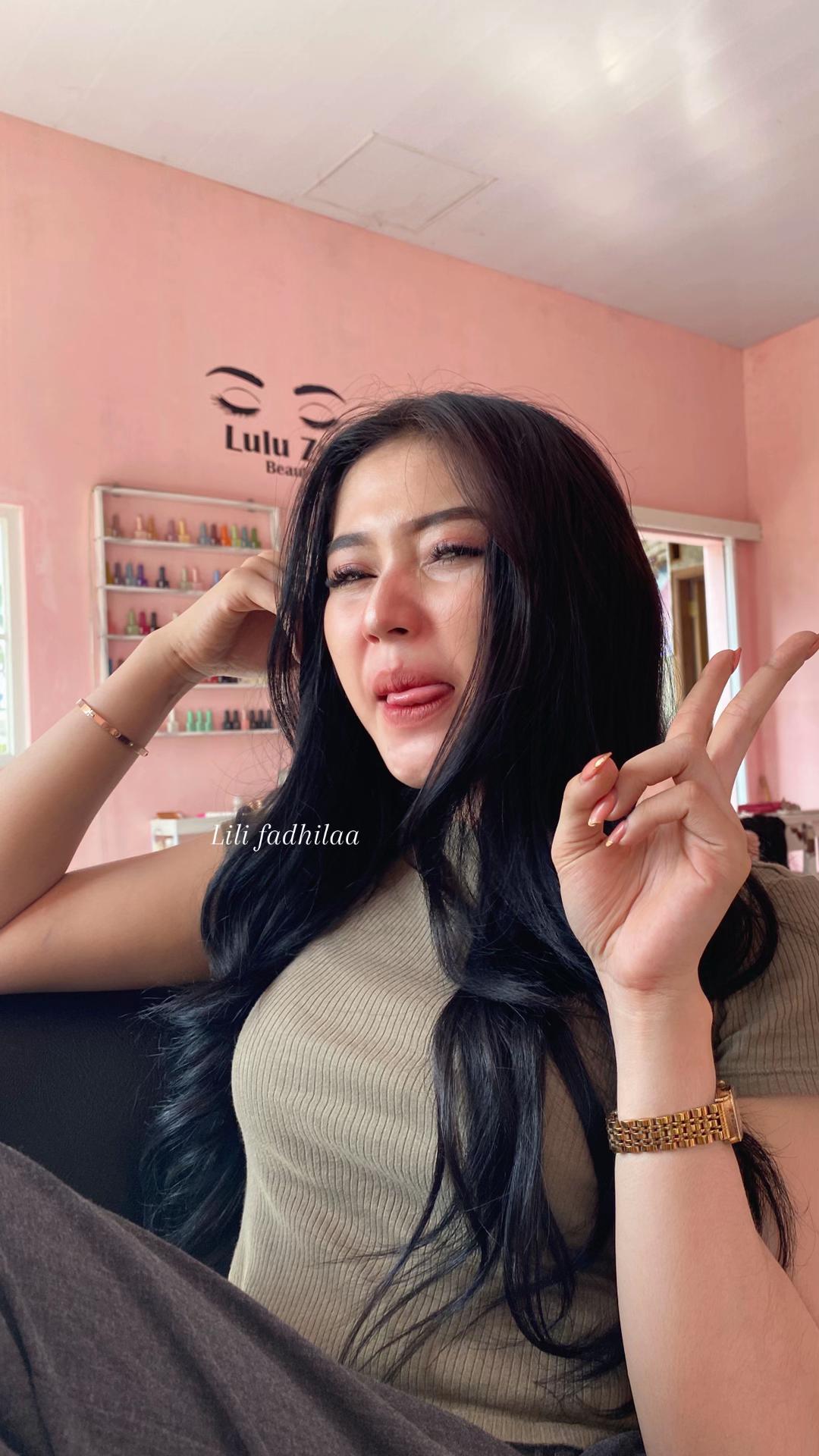 @Lili