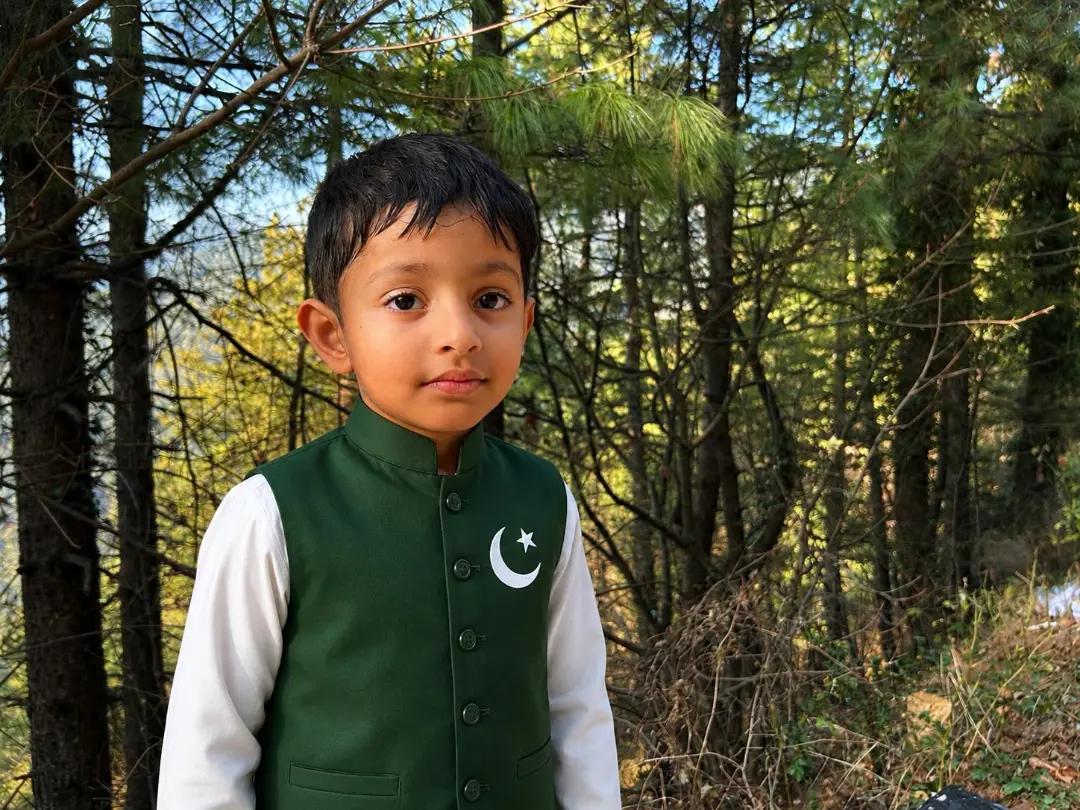 @farzna_khan