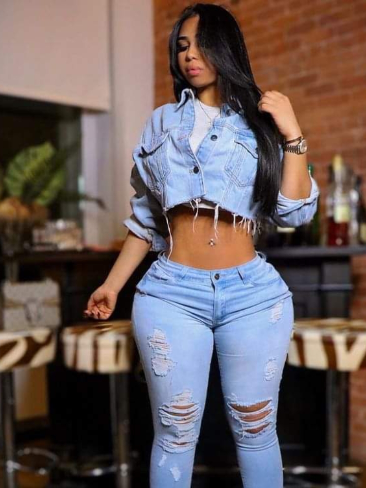 @Hot&Curvy