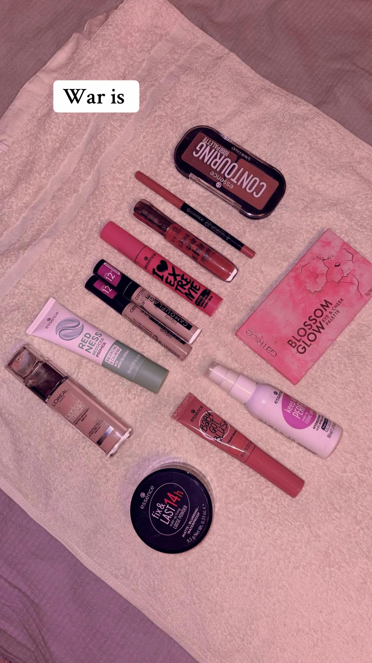@𝐒𝐚𝐫𝐚♡