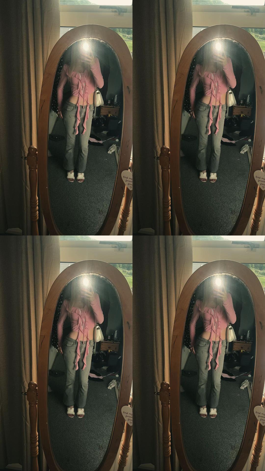@𝐜𝐡𝐚𝐫𝐥𝐨𝐭𝐭𝐞𝐨𝐥𝐢𝐯𝐢𝐚