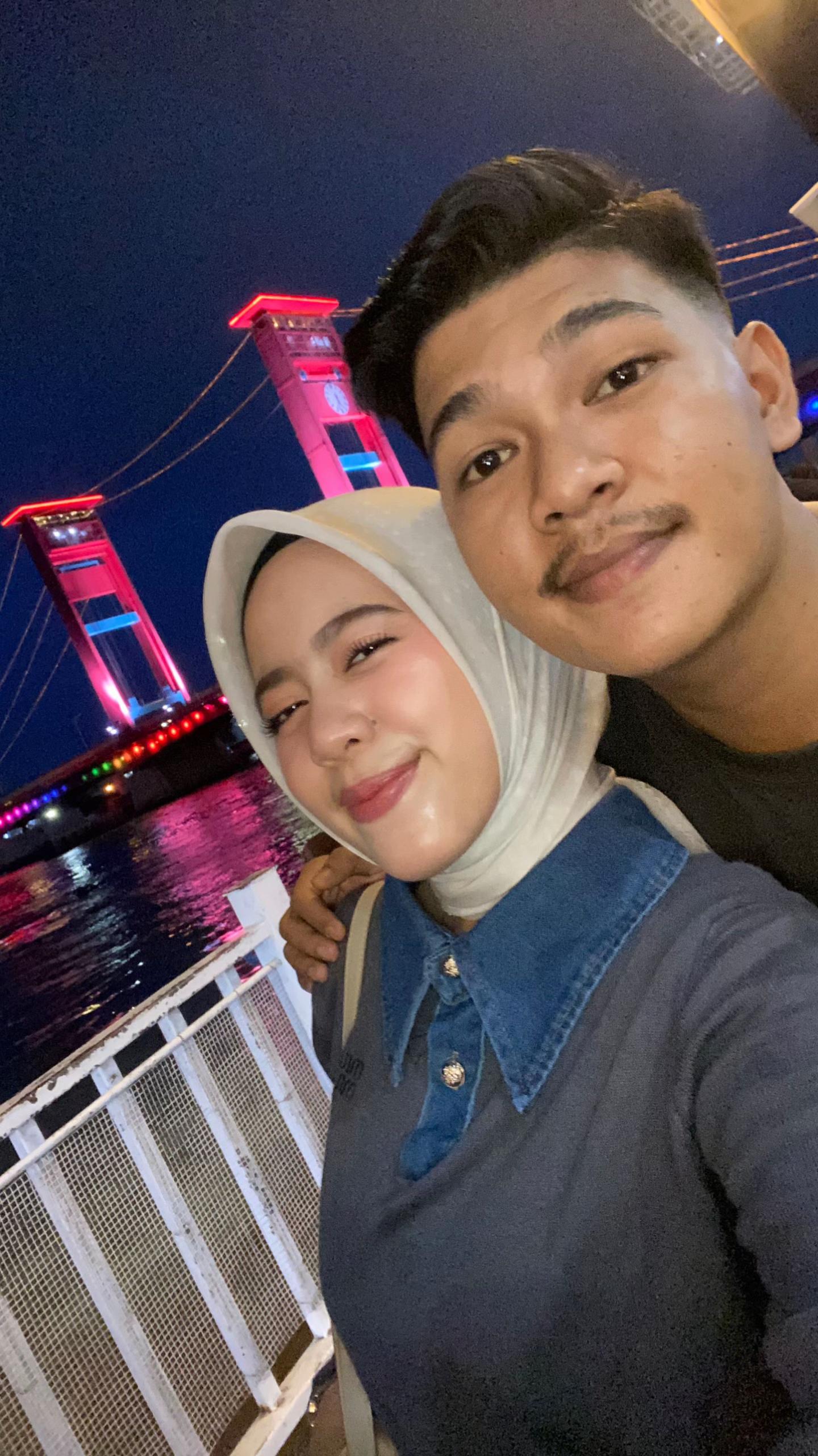 @sya