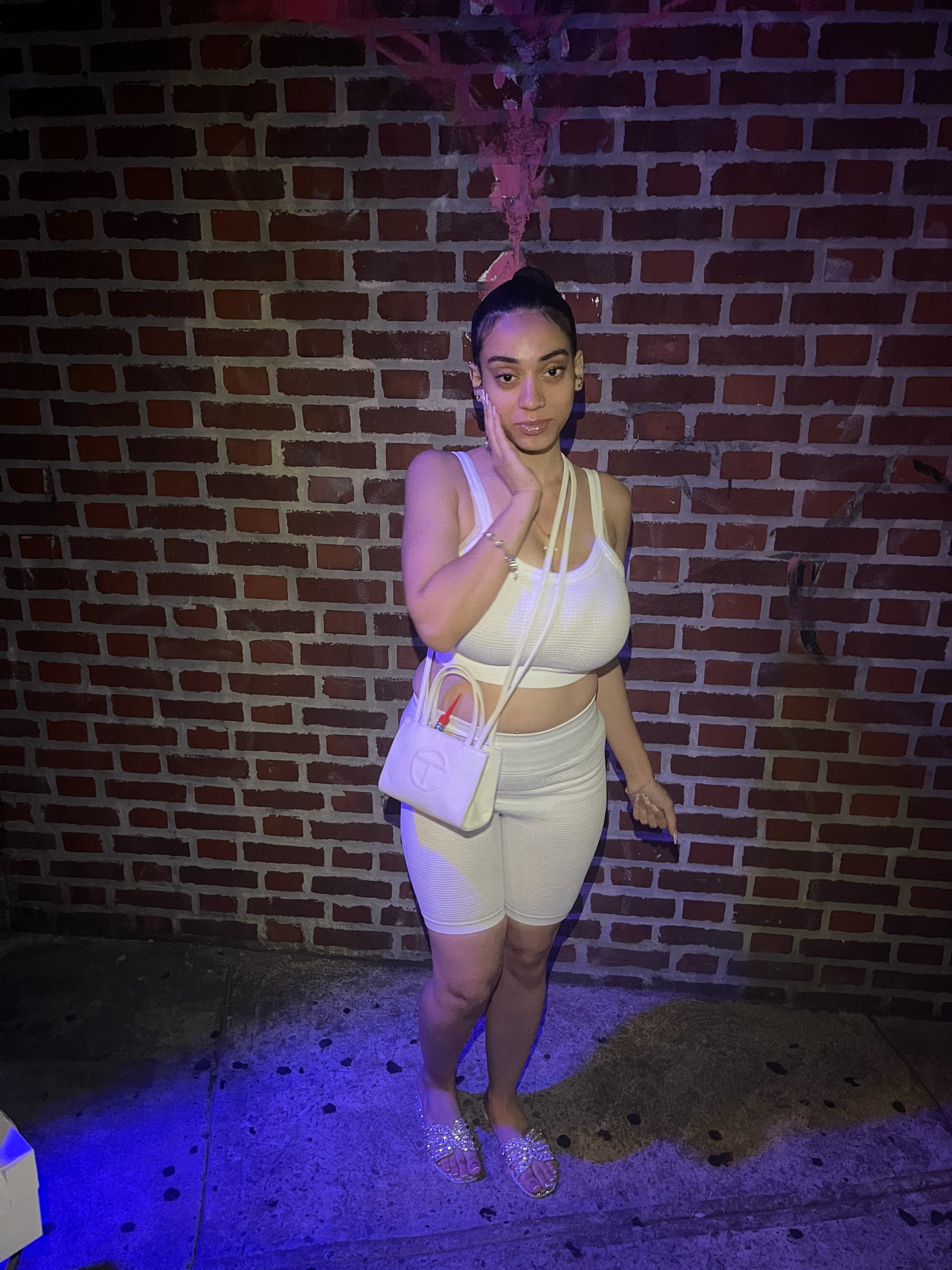 @noflawsski
