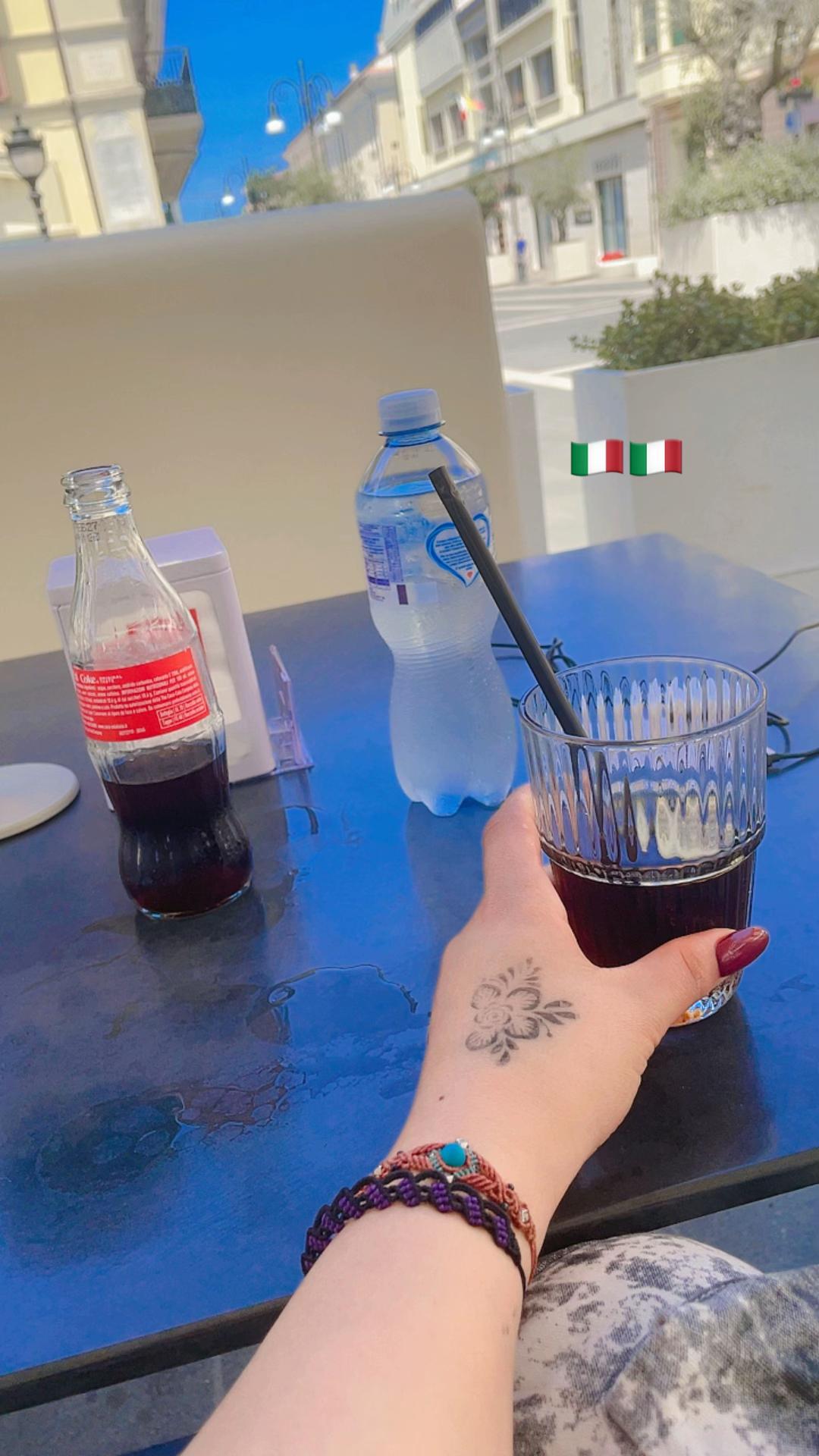 @Ëlheme Ëlheme🖤