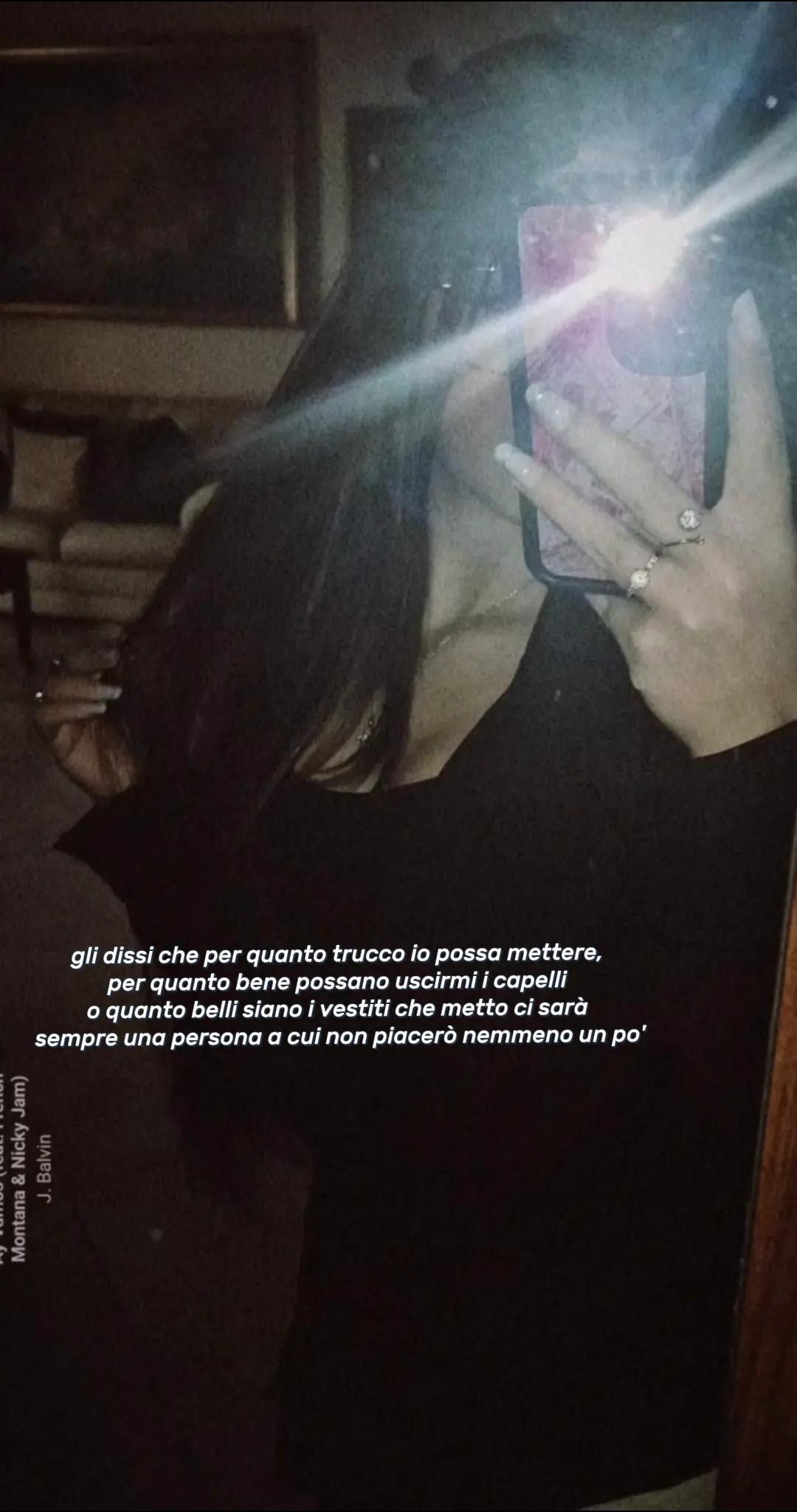 @𝒩ℴℯ𝓂𝒾_.𝟏𝟕🥀