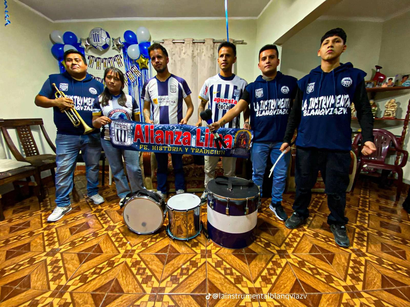 @INSTRVMENTAL BLANQVIAZVL🎺🥁!!