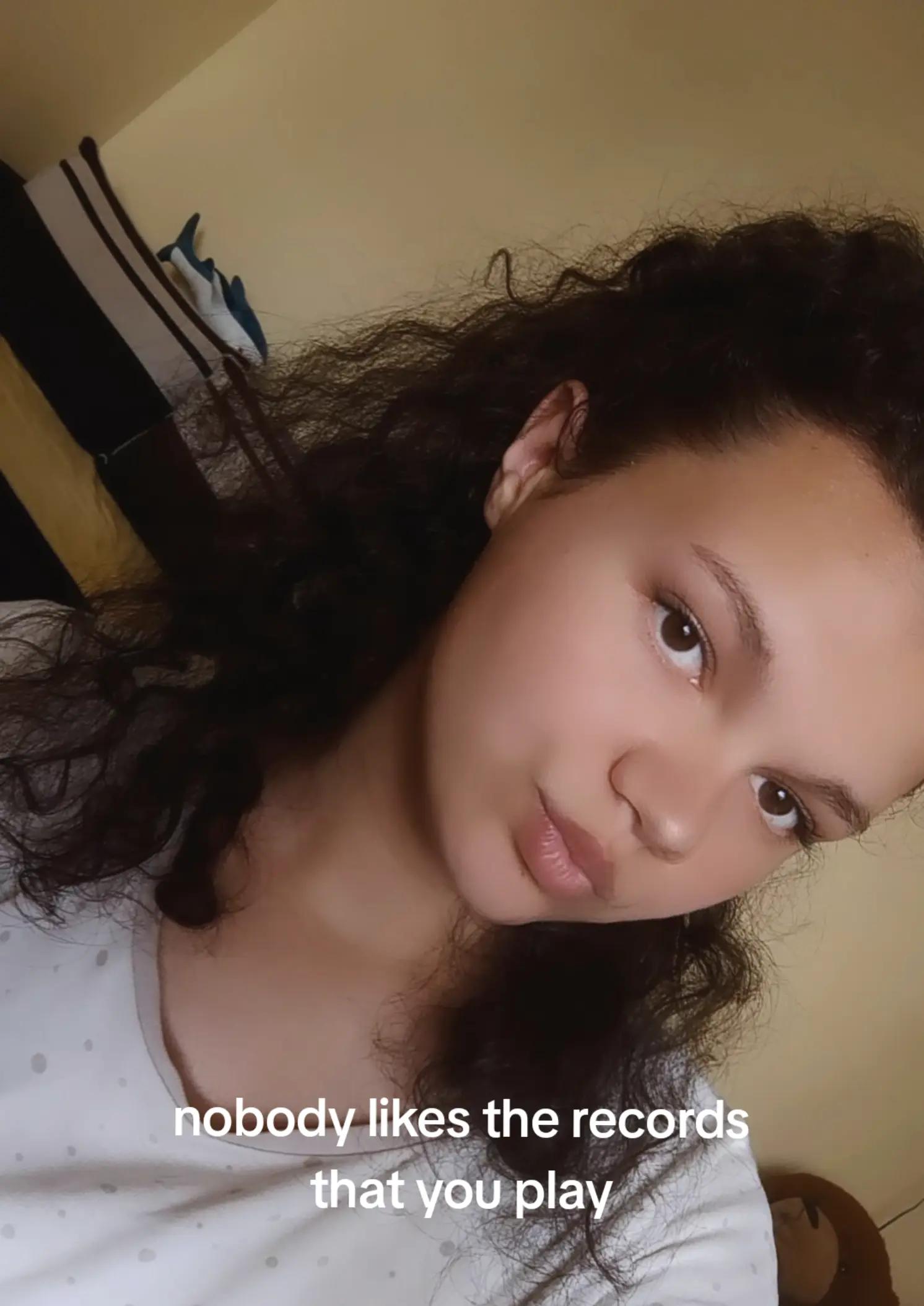 @𝓝 ☾