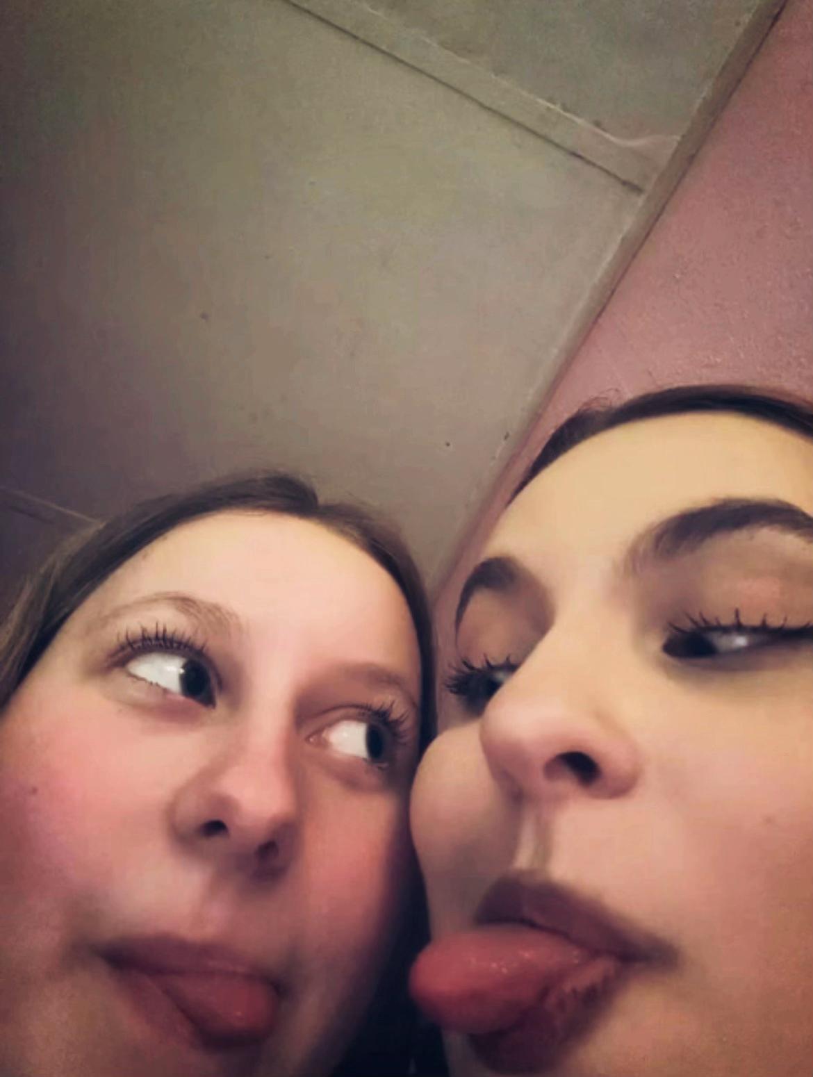 @🧟♀️