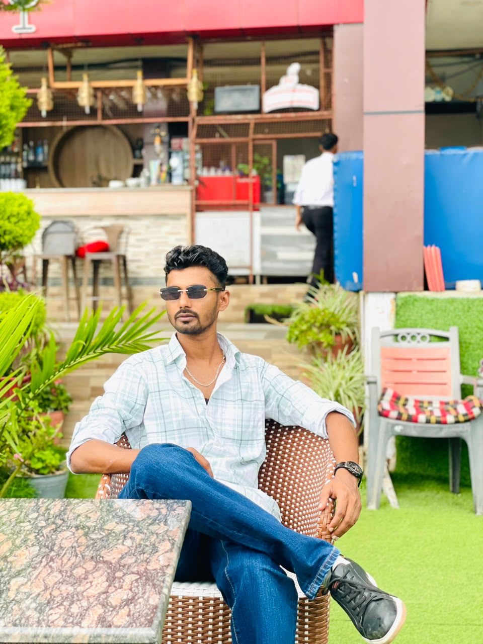 @Incredible-Rahul😎