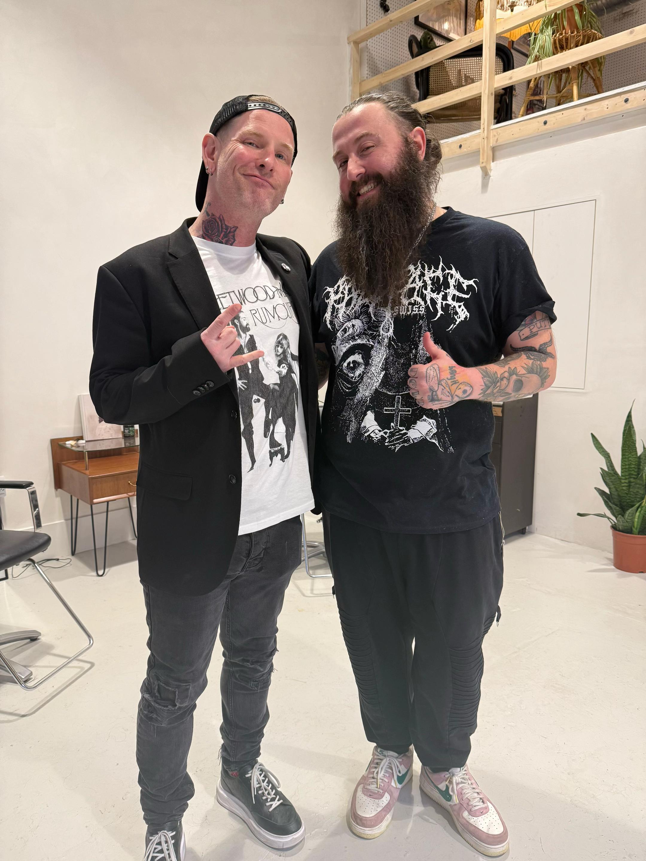 @Heavy Metal Hairdresser