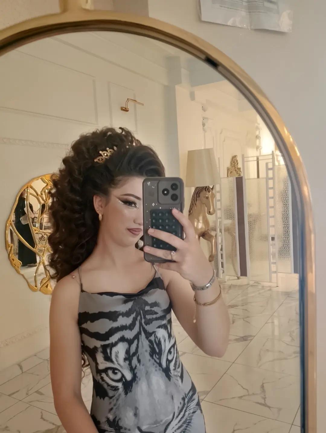 @Ecrin_