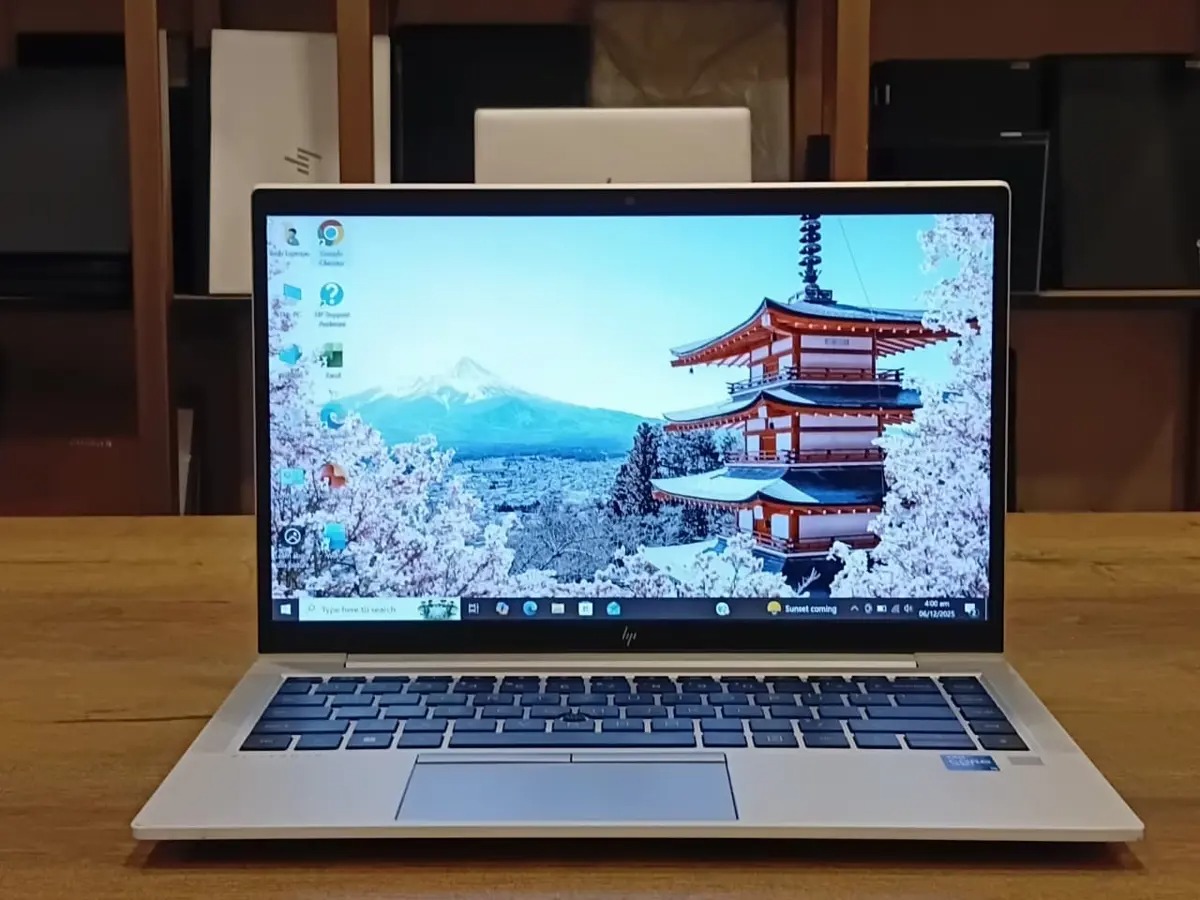@Tesla Laptops